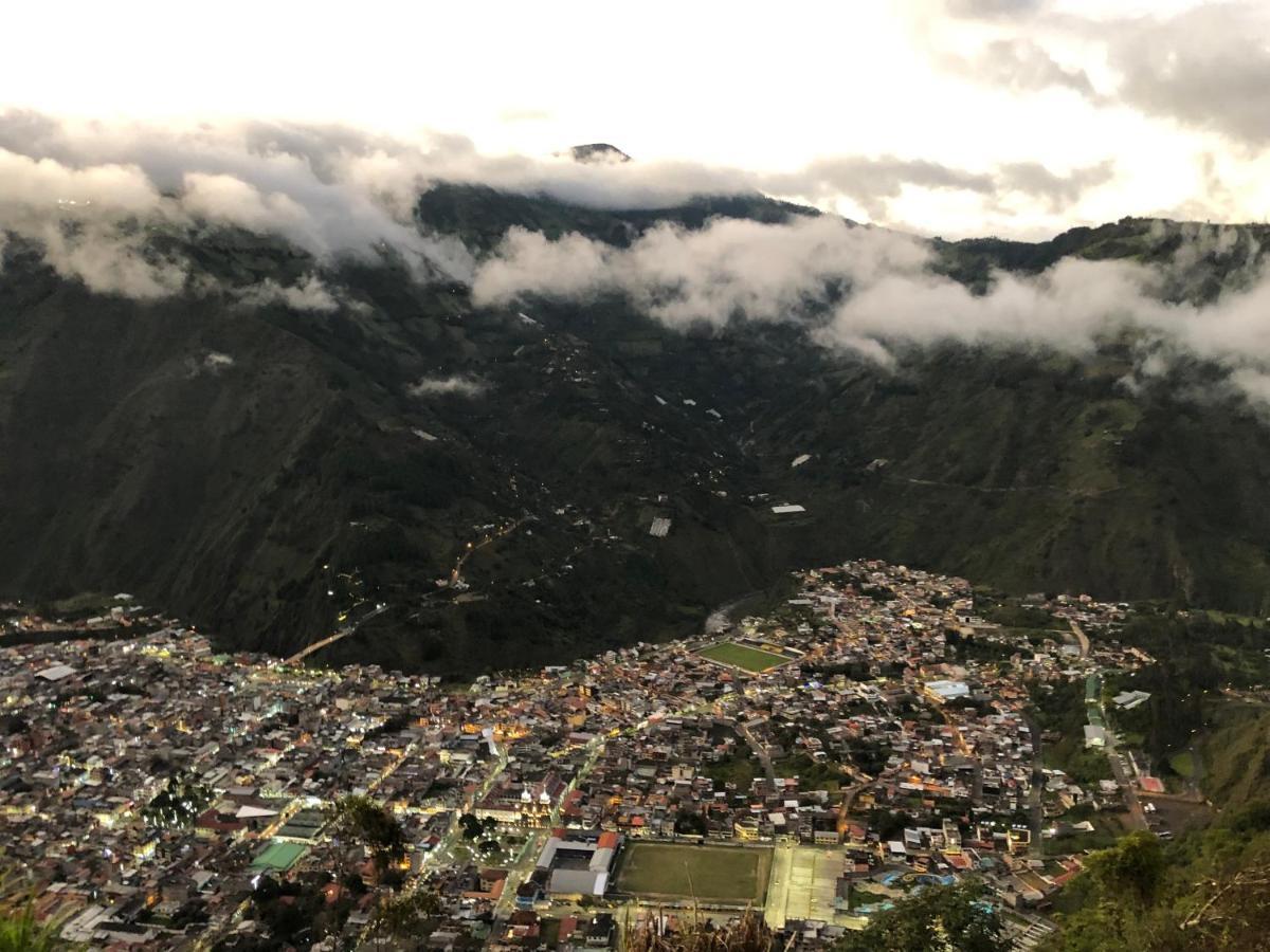 Premium Holiday Cabin - Spectacular Tungurahua Volcano View Баньос Экстерьер фото